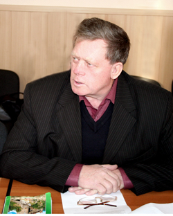Nekipelov